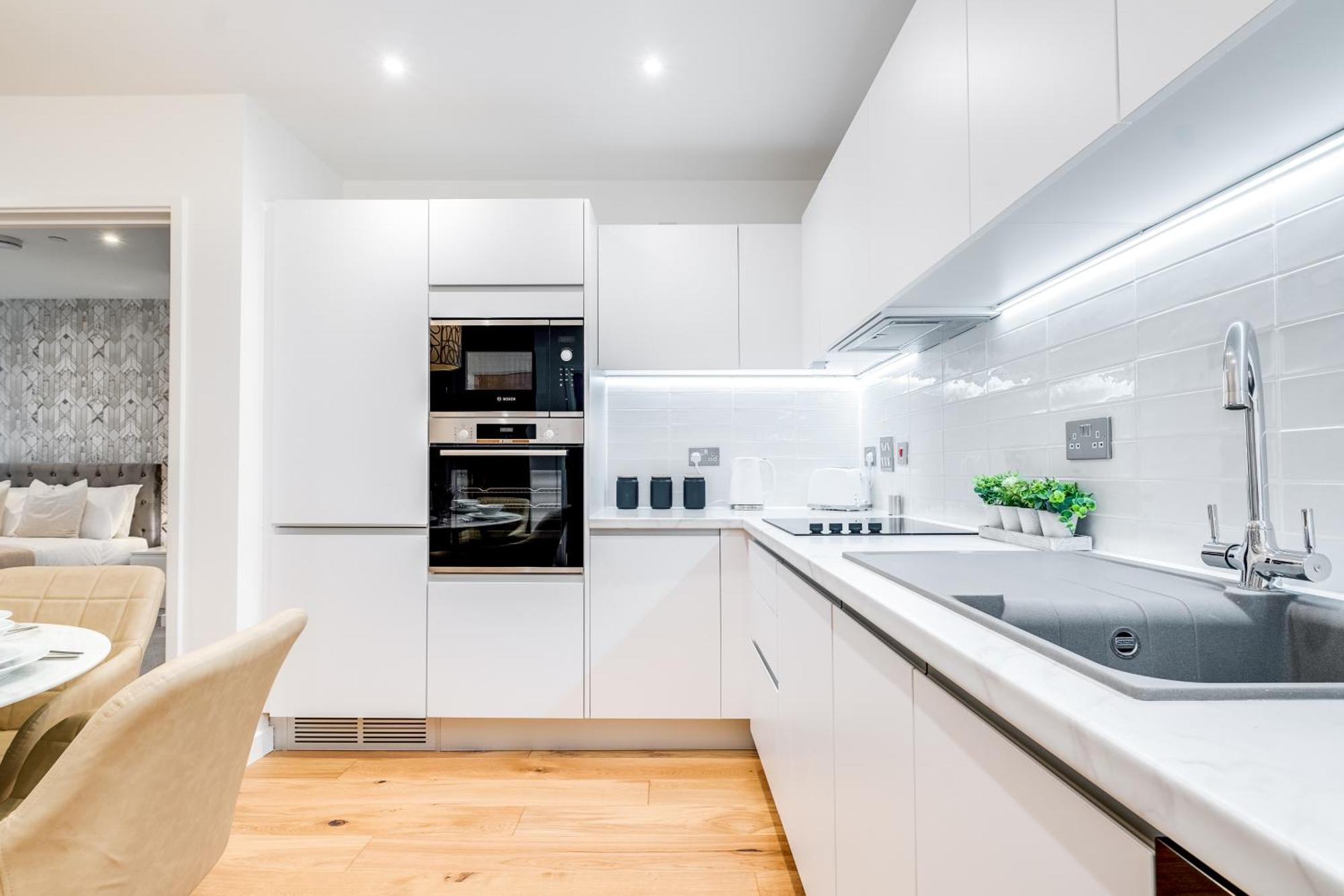 Pluxa Crème Opulence 5 Star Beautiful High End Apartment in Birmingham City Centre Extérieur photo